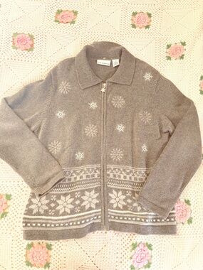 croft & barrow taupe knit zip sweater with snowflake zip detail